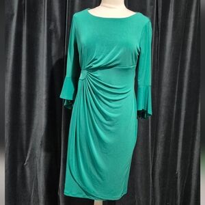 Elegant Green Women's Dress